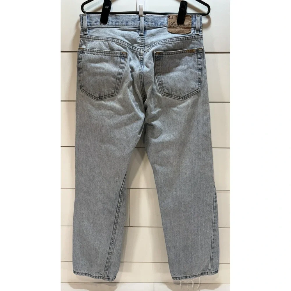 Levis signature by